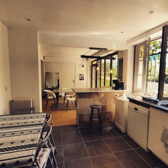 Charmant Rez De Villa Climatise Renove, 90M2 Avec Parking Cassis Esterno foto