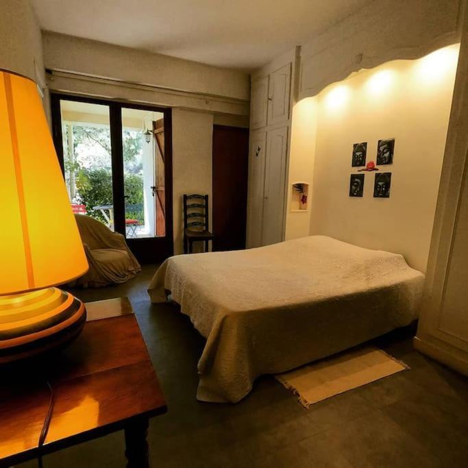 Charmant Rez De Villa Climatise Renove, 90M2 Avec Parking Cassis Esterno foto